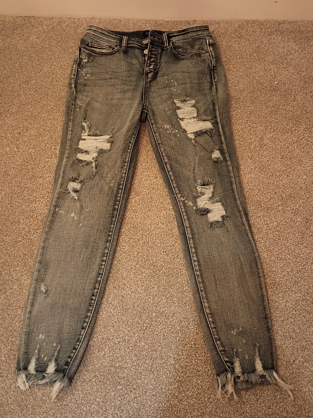 Judy Blue Distressed Grey Skinny Jeans